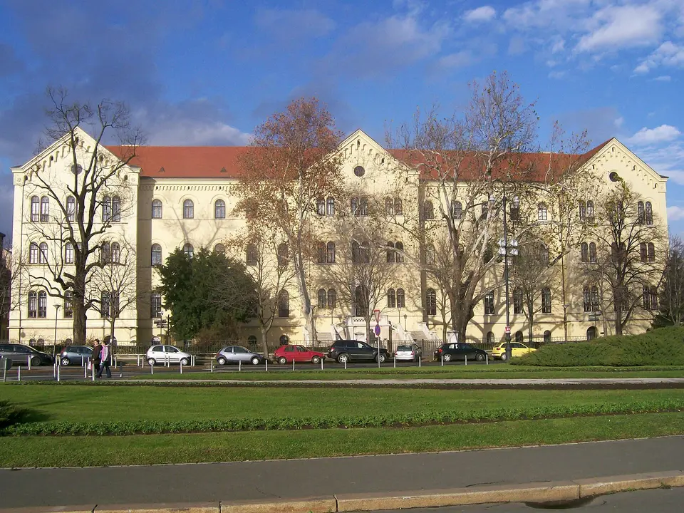 Historická univerzitní budova v Záhřebu.