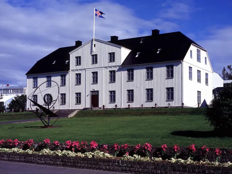 Historická budova reykjavického gymnázia.