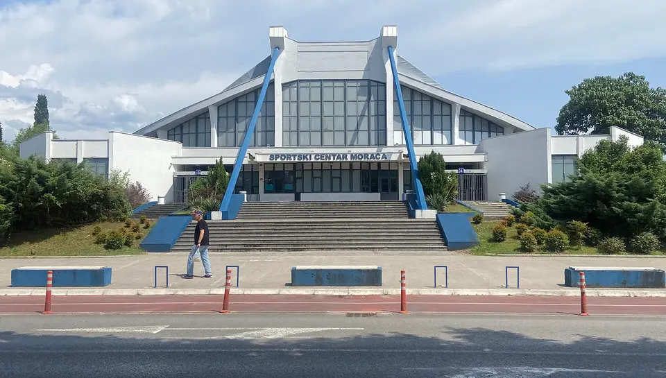 Budova sportovní haly Morača.